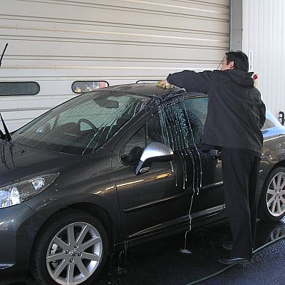 洗車はメンテナンスの第１歩①