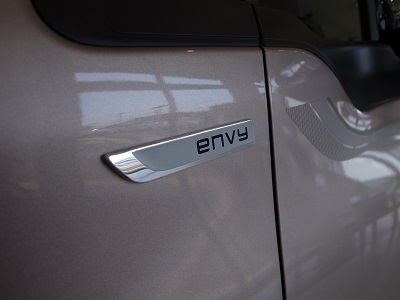 208envy 入荷しました。