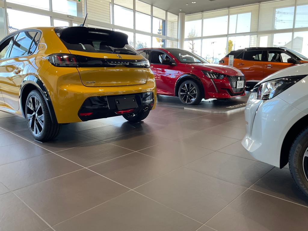 プジョー208 購入するなら今がお得！