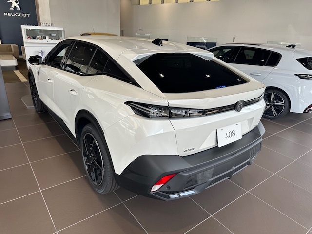 ショールーム展示車４０８のご紹介！！