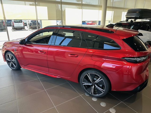 PEUGEOT BRILLIANT MARCHフェアー 最終です